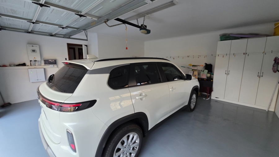 3 Bedroom Property for Sale in Seemeeu Park Western Cape